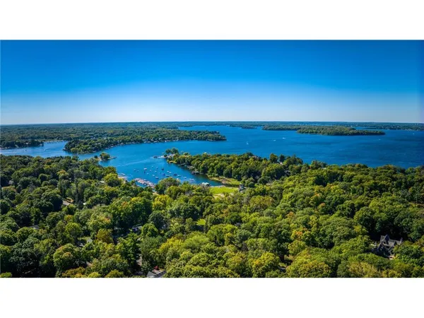 $2,295,000 | 3610 Northome Avenue, Deephaven, MN 55391