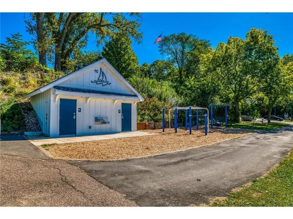 $2,295,000 | 3610 Northome Avenue, Deephaven, MN 55391