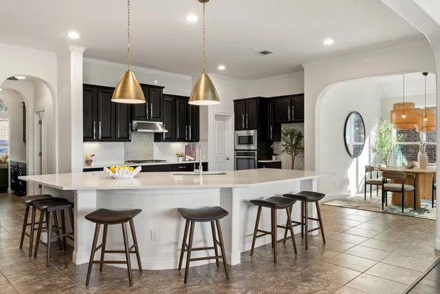 $779,000 | 5420 Cherokee Draw Road, Austin, TX 78738