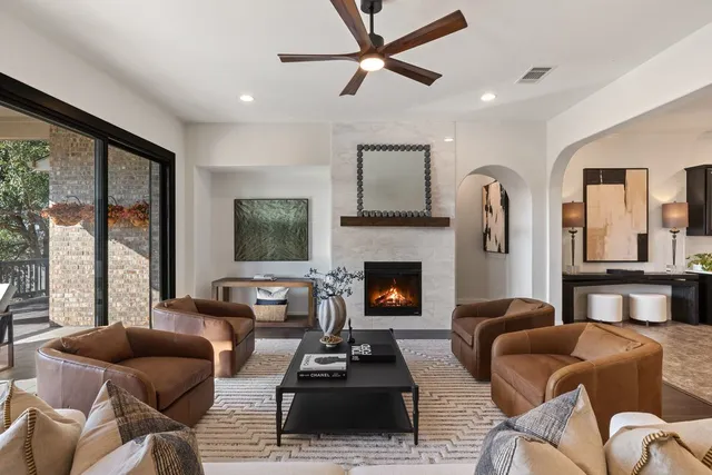 $779,000 | 5420 Cherokee Draw Road, Austin, TX 78738