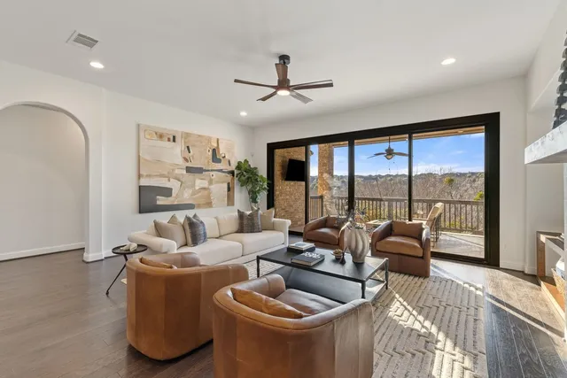 $779,000 | 5420 Cherokee Draw Road, Austin, TX 78738