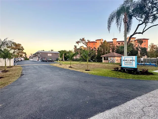 $1,350 | 1860 Phillippi Shores Drive, Unit 2B, Sarasota, FL 34231