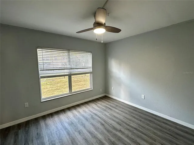 $1,350 | 1860 Phillippi Shores Drive, Unit 2B, Sarasota, FL 34231