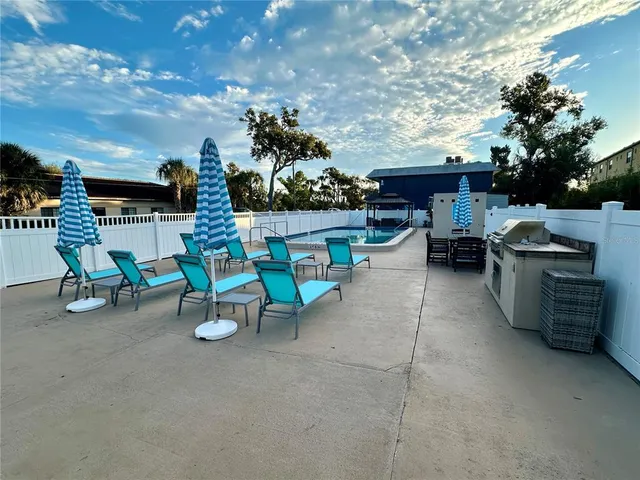 $1,350 | 1860 Phillippi Shores Drive, Unit 2B, Sarasota, FL 34231