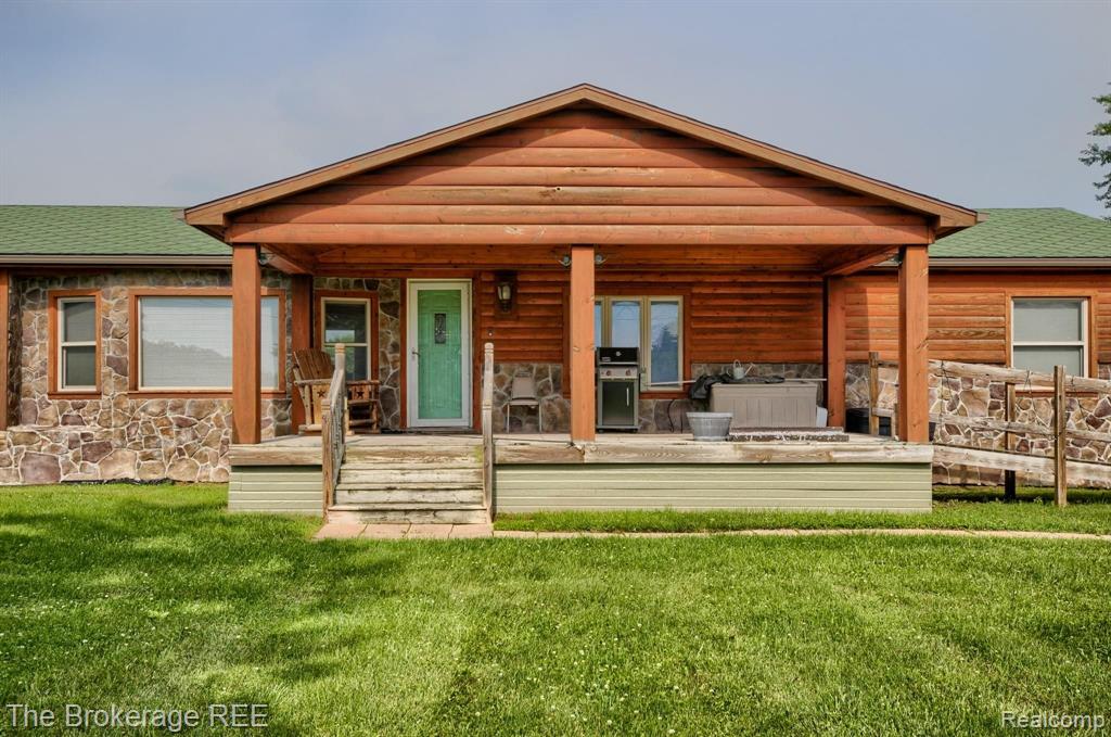 2293 South Oak Road Davison, MI 48423 - Photo 2 of 43 Gallery Image 2