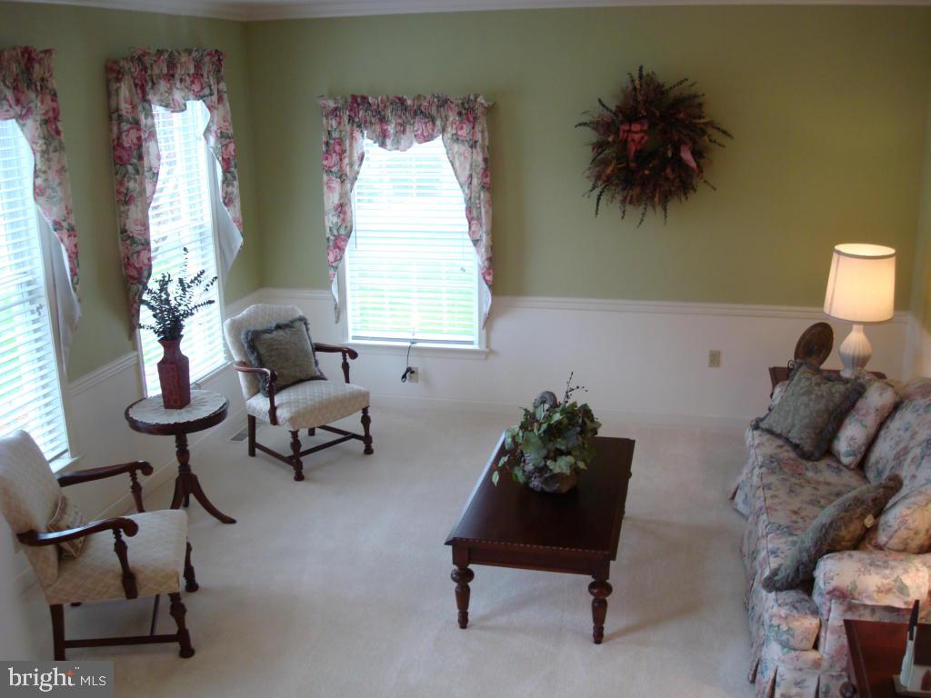 238 Browning Road Lancaster, PA 17602 - Photo 8 of 44