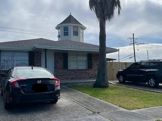 $1,500 | 3605 Kings Drive, Chalmette, LA 70043