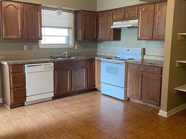 $1,500 | 3605 Kings Drive, Chalmette, LA 70043