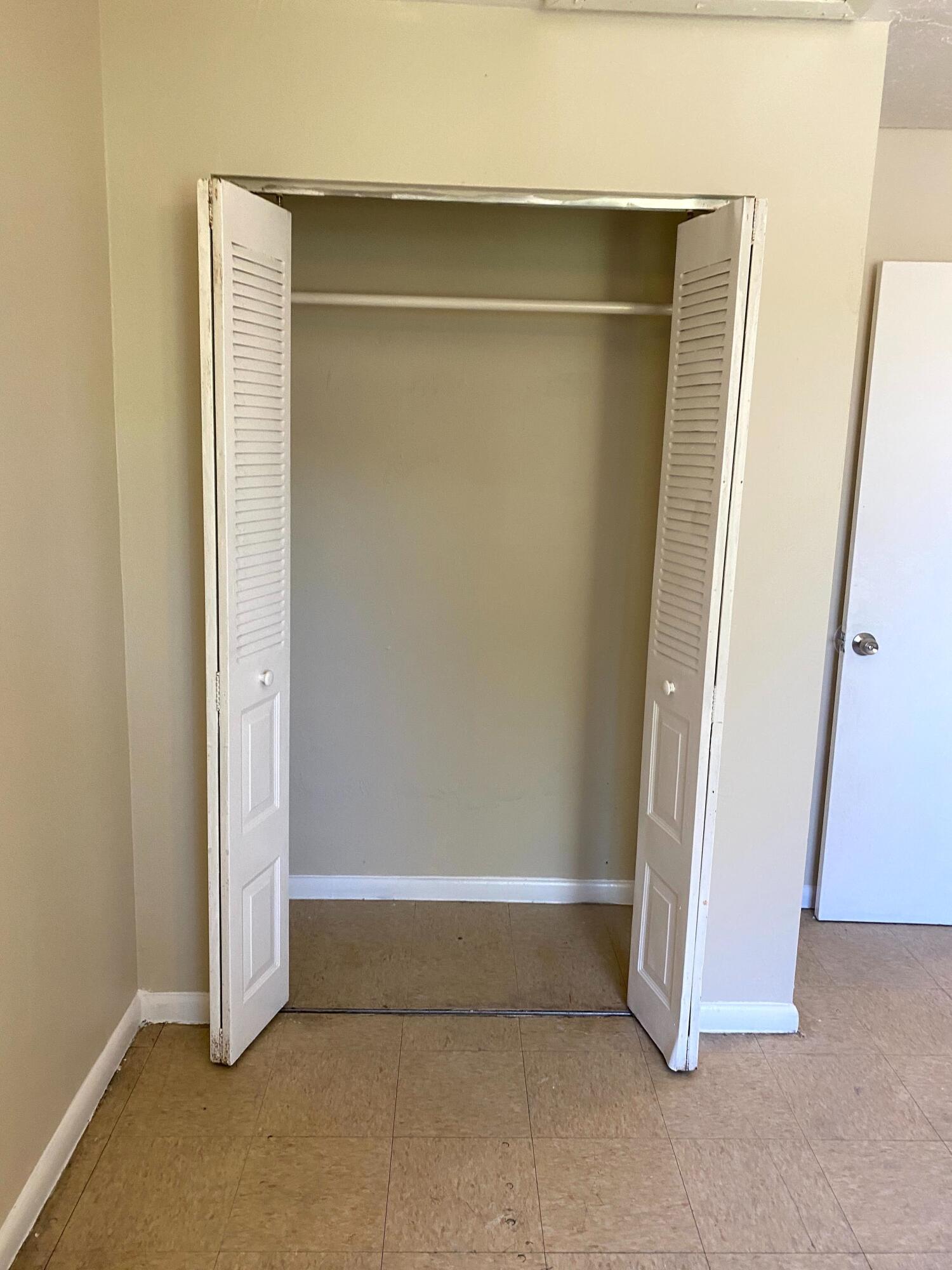 529 14th Street, Unit E West Palm Beach, FL 33401 - Photo 8 of 13 a view of an empty room