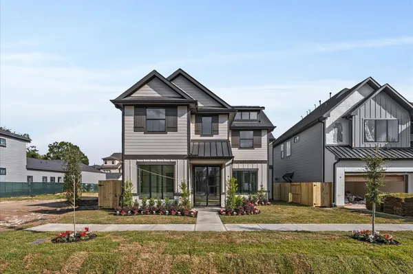 $2,100,000 | 406 Columbia Street, Houston, TX 77007