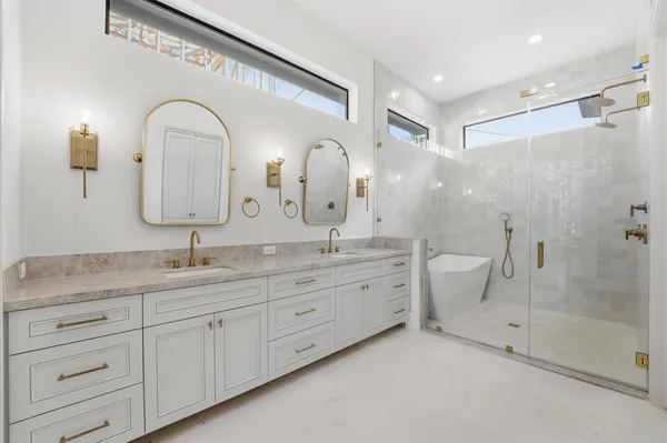 $2,100,000 | 406 Columbia Street, Houston, TX 77007