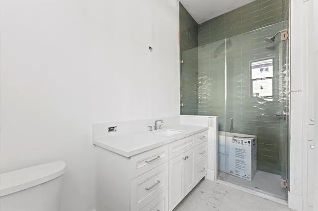 $2,100,000 | 406 Columbia Street, Houston, TX 77007