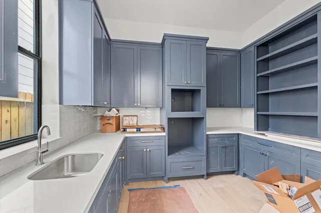 $2,100,000 | 406 Columbia Street, Houston, TX 77007