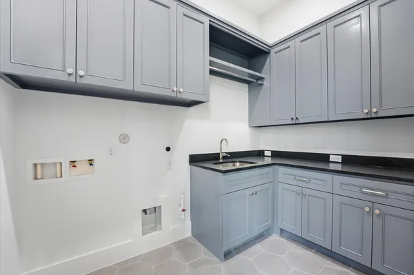 $2,100,000 | 406 Columbia Street, Houston, TX 77007
