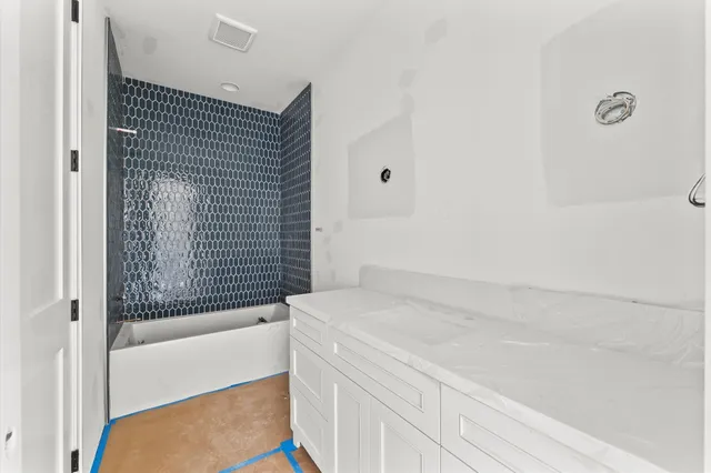 $2,100,000 | 406 Columbia Street, Houston, TX 77007