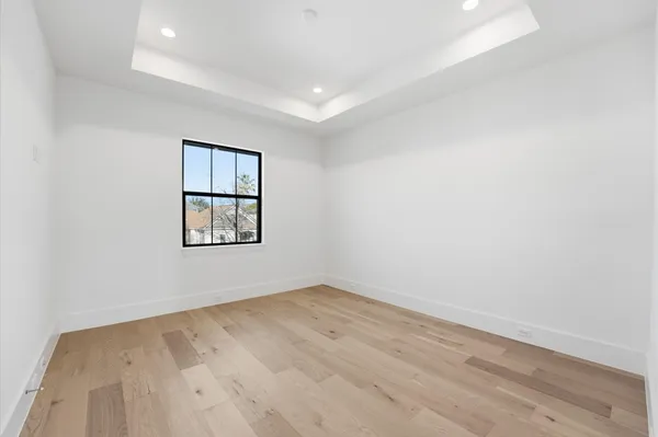 $2,100,000 | 406 Columbia Street, Houston, TX 77007