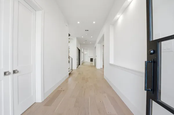 $2,100,000 | 406 Columbia Street, Houston, TX 77007