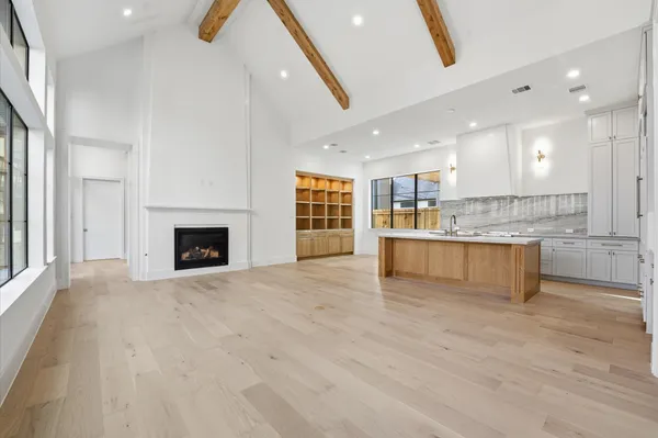 $2,100,000 | 406 Columbia Street, Houston, TX 77007