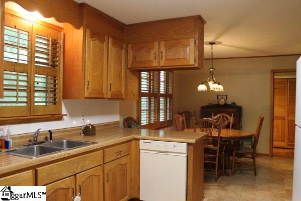609 Thomas Road Pickens, SC 29671 - Photo 12 of 29