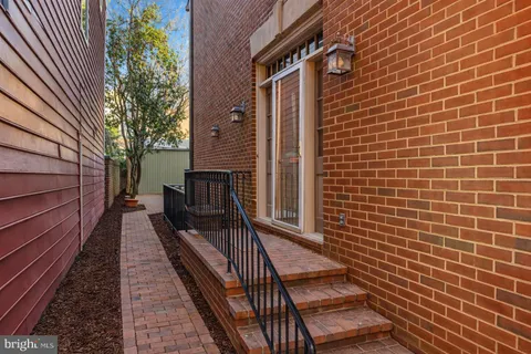 $1,550,000 | 428 South Fairfax Street, Alexandria, VA 22314