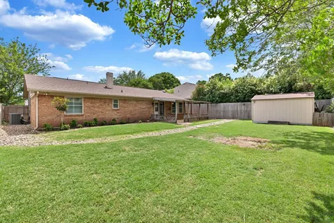 $325,000 | 6553 Blue Grass Drive, Watauga, TX 76148