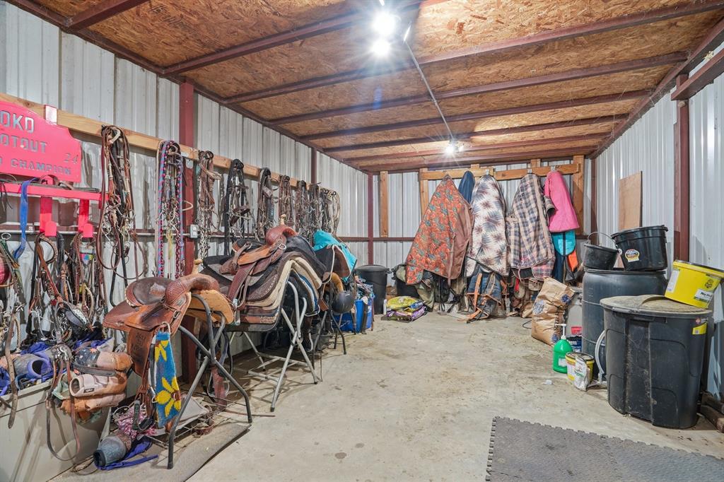333 Meadow Crest Road Fort Worth, TX 76108 - Photo 29 of 32 tack room