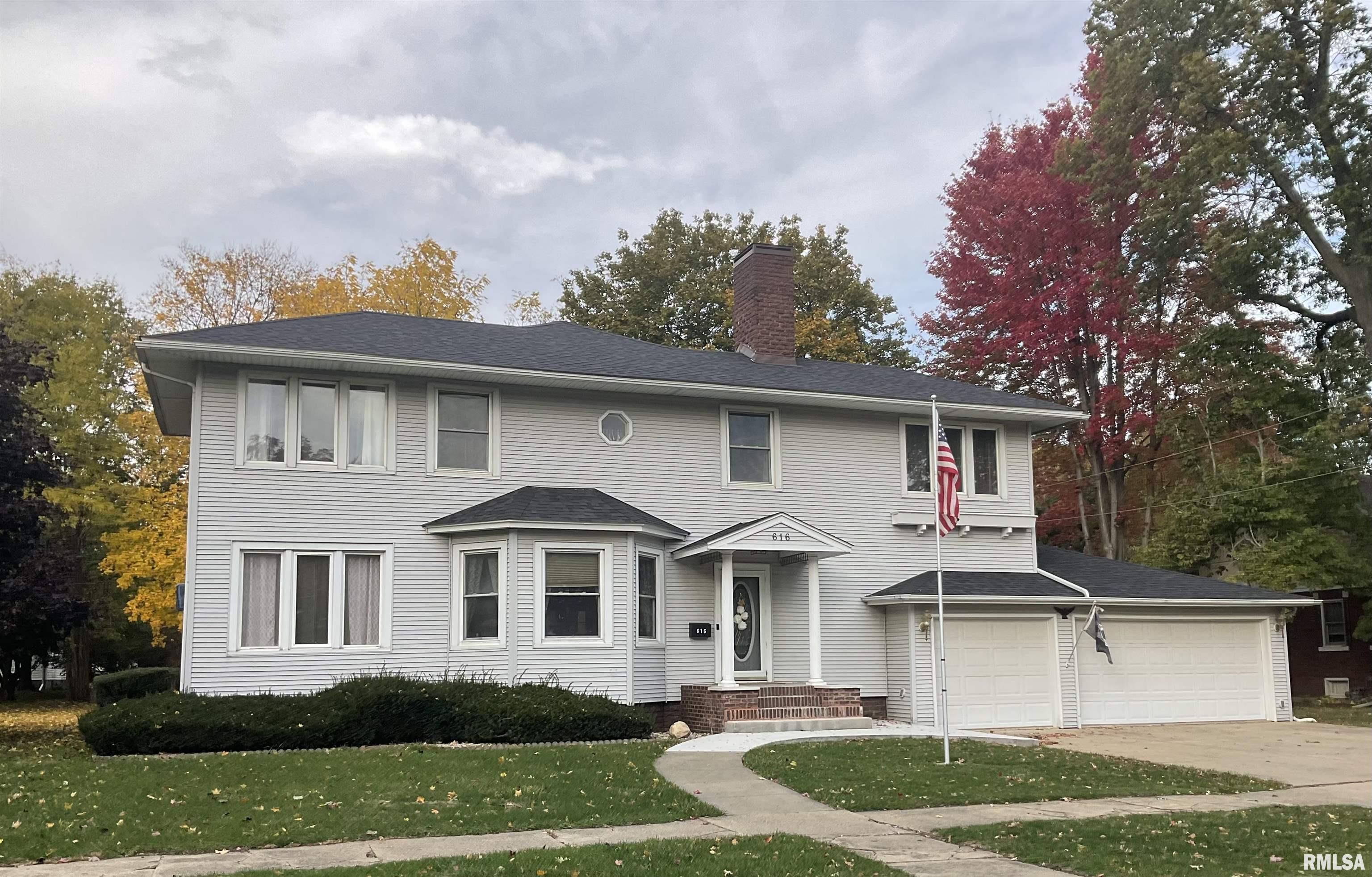 616 Northwest 4th Avenue Galva, IL 61434 - Photo 2 of 28