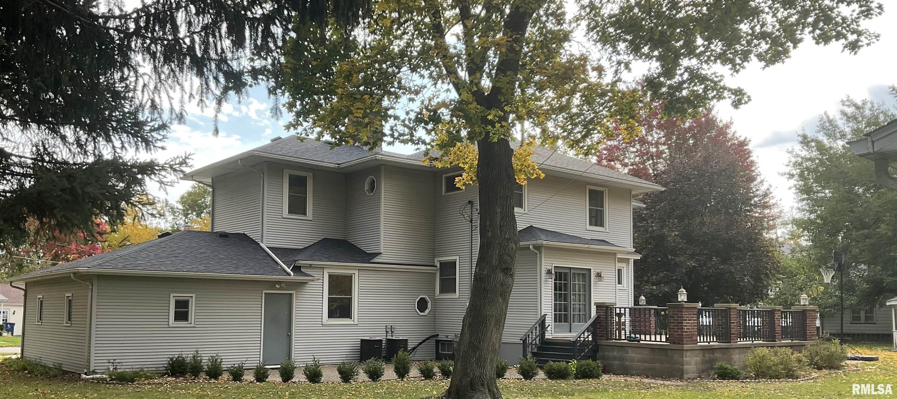 616 Northwest 4th Avenue Galva, IL 61434 - Photo 4 of 28