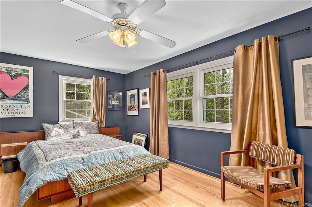 7 Clearbrook Road Asheville, NC 28805 - Photo 9 of 17 Gallery Image 9