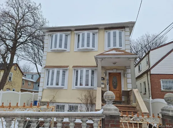 $775,000 | 349 Mundy Lane, Mount Vernon, NY 10550