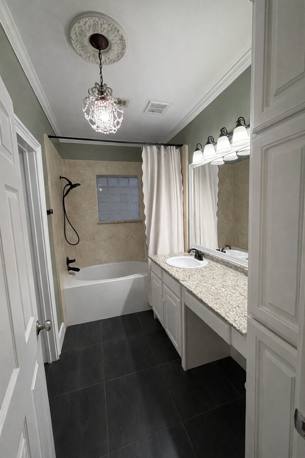403 4th Street Humble, TX 77338 - Photo 9 of 15