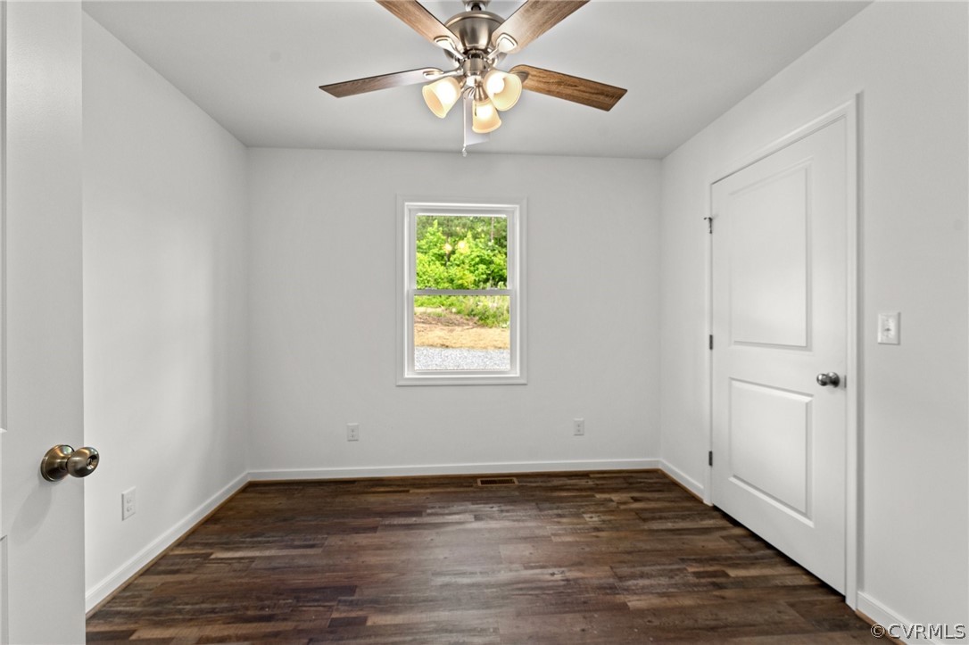 5731 Cottage Road Blackstone, VA 23824 - Photo 21 of 32 Gallery Image 21