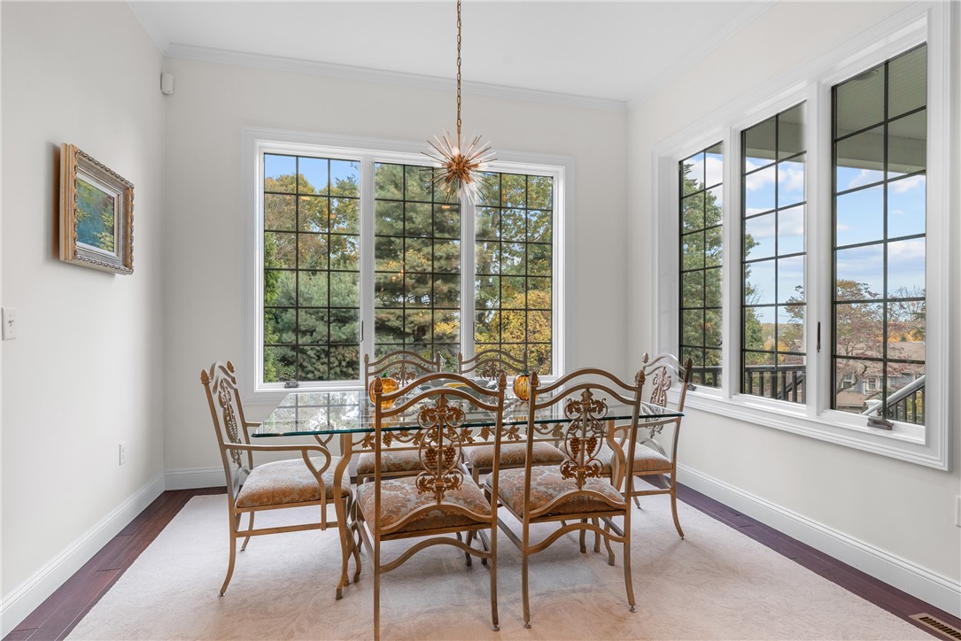 81 Valentine Circle Warwick, RI 02886 - Photo 26 of 49