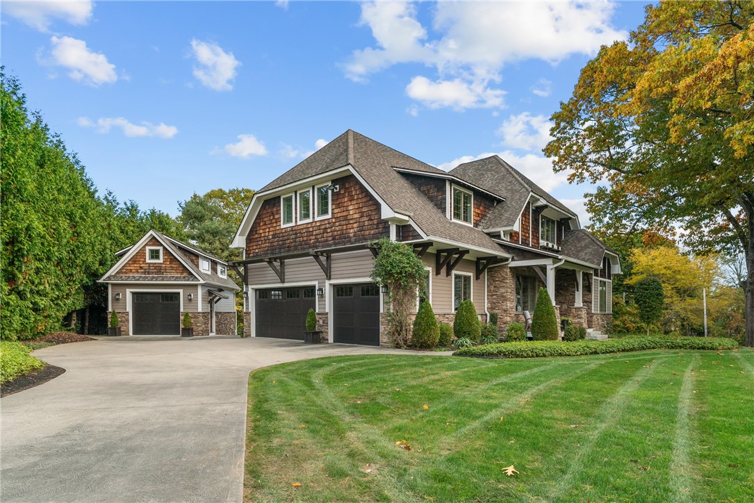 81 Valentine Circle Warwick, RI 02886 - Photo 4 of 49