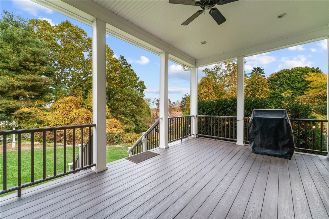 81 Valentine Circle Warwick, RI 02886 - Photo 43 of 49