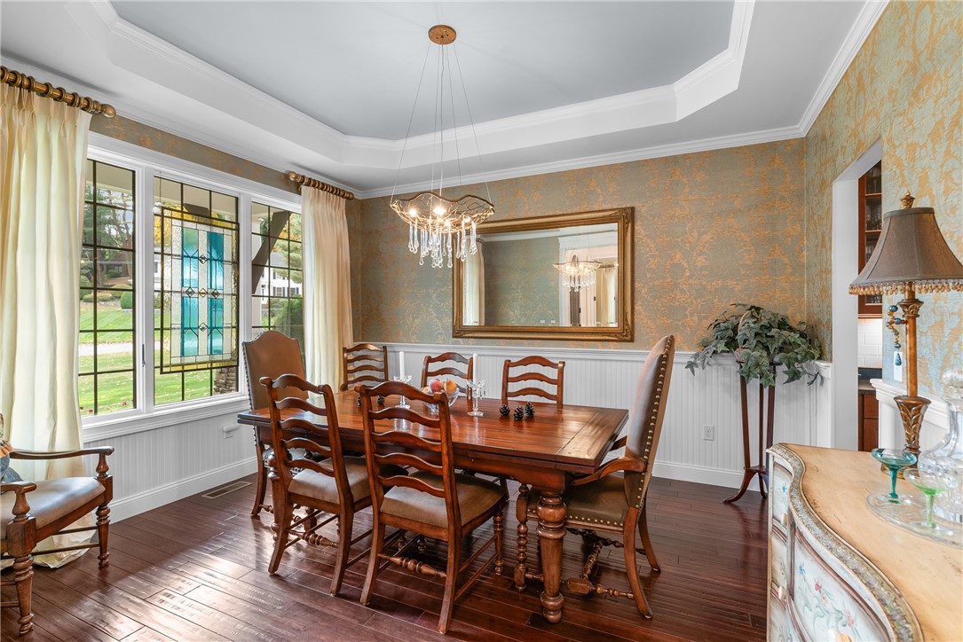 81 Valentine Circle Warwick, RI 02886 - Photo 10 of 49