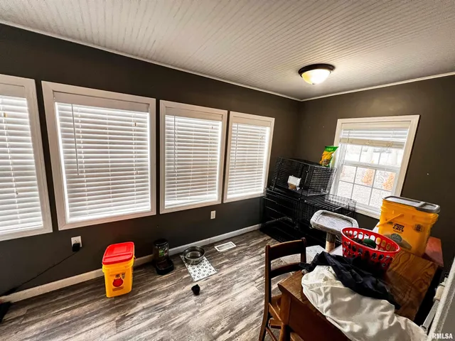 $170,000 | 829 East Jefferson Street, Ashley, IL 62808