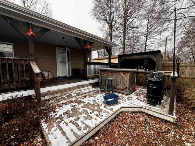 $170,000 | 829 East Jefferson Street, Ashley, IL 62808