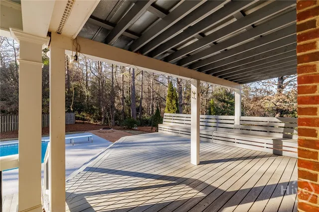 $750,000 | 301 Skyline Parkway, Athens, GA 30606