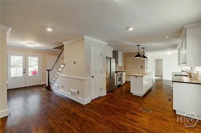 $750,000 | 301 Skyline Parkway, Athens, GA 30606