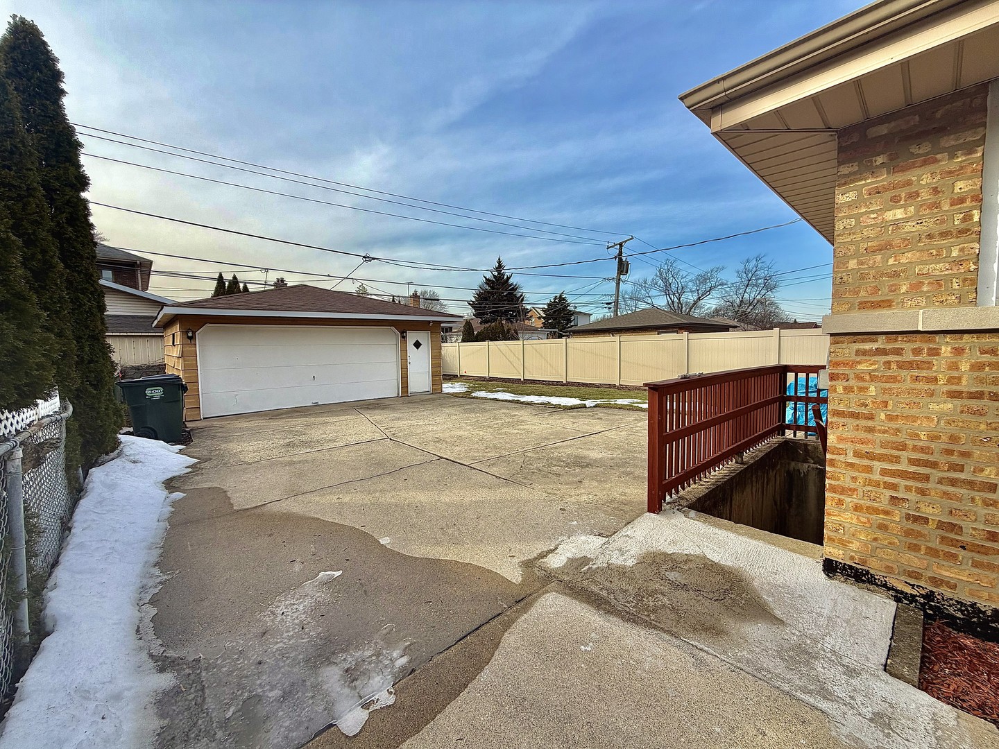 8032 Wisner Street Niles, IL 60714 - Photo 2 of 22