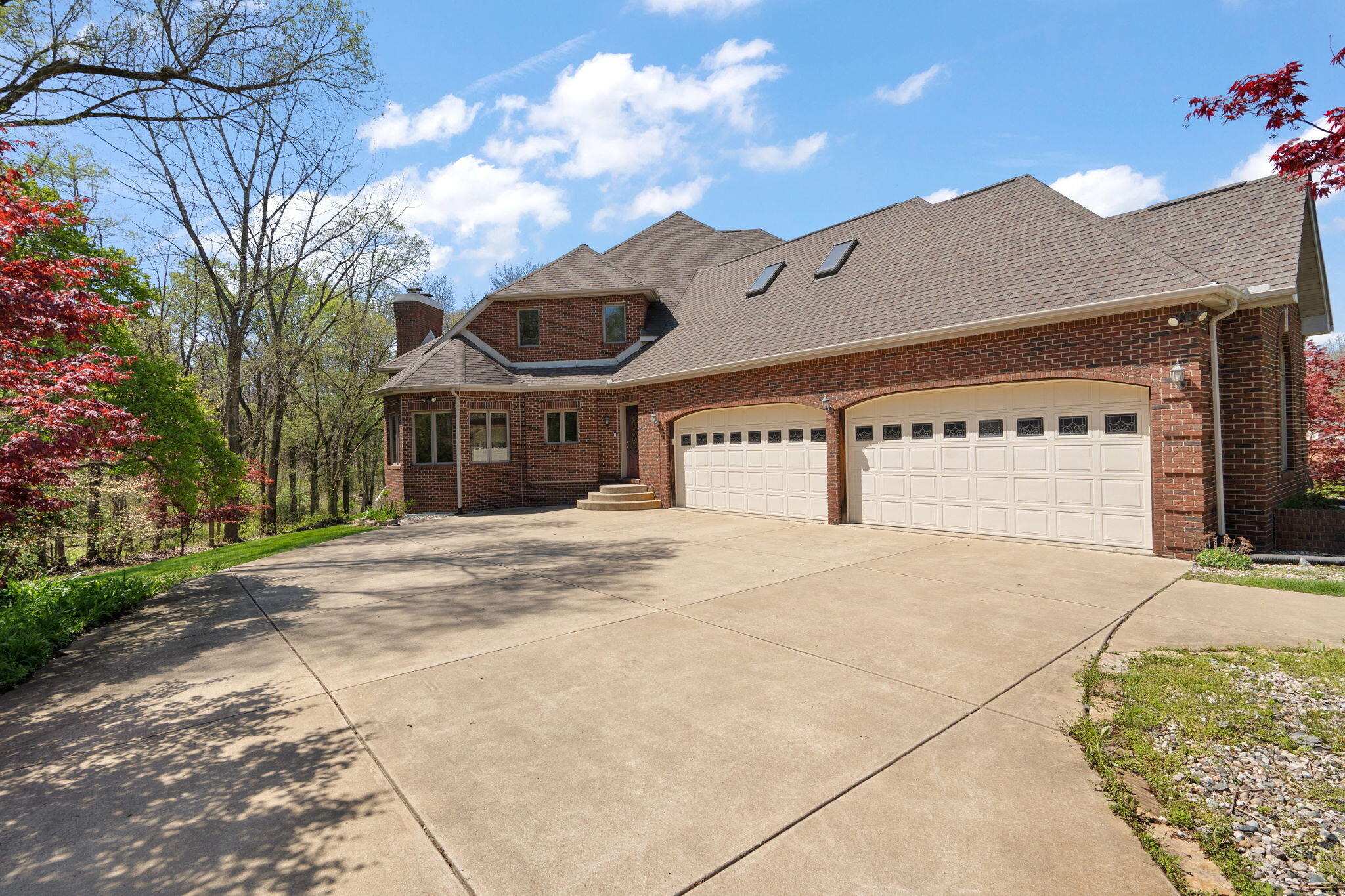 2 Timber Ridge Court Valparaiso, IN 46385 - Photo 12 of 61 2048x1365
