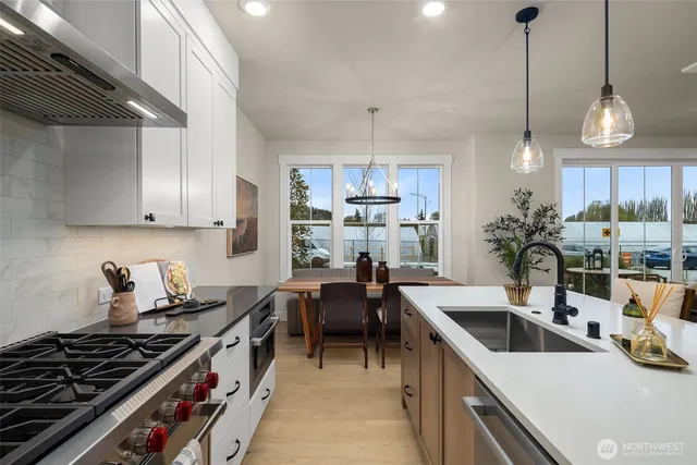 $1,799,990 | 14808 Northeast 143rd Street, Unit 31, Woodinville, WA 98072