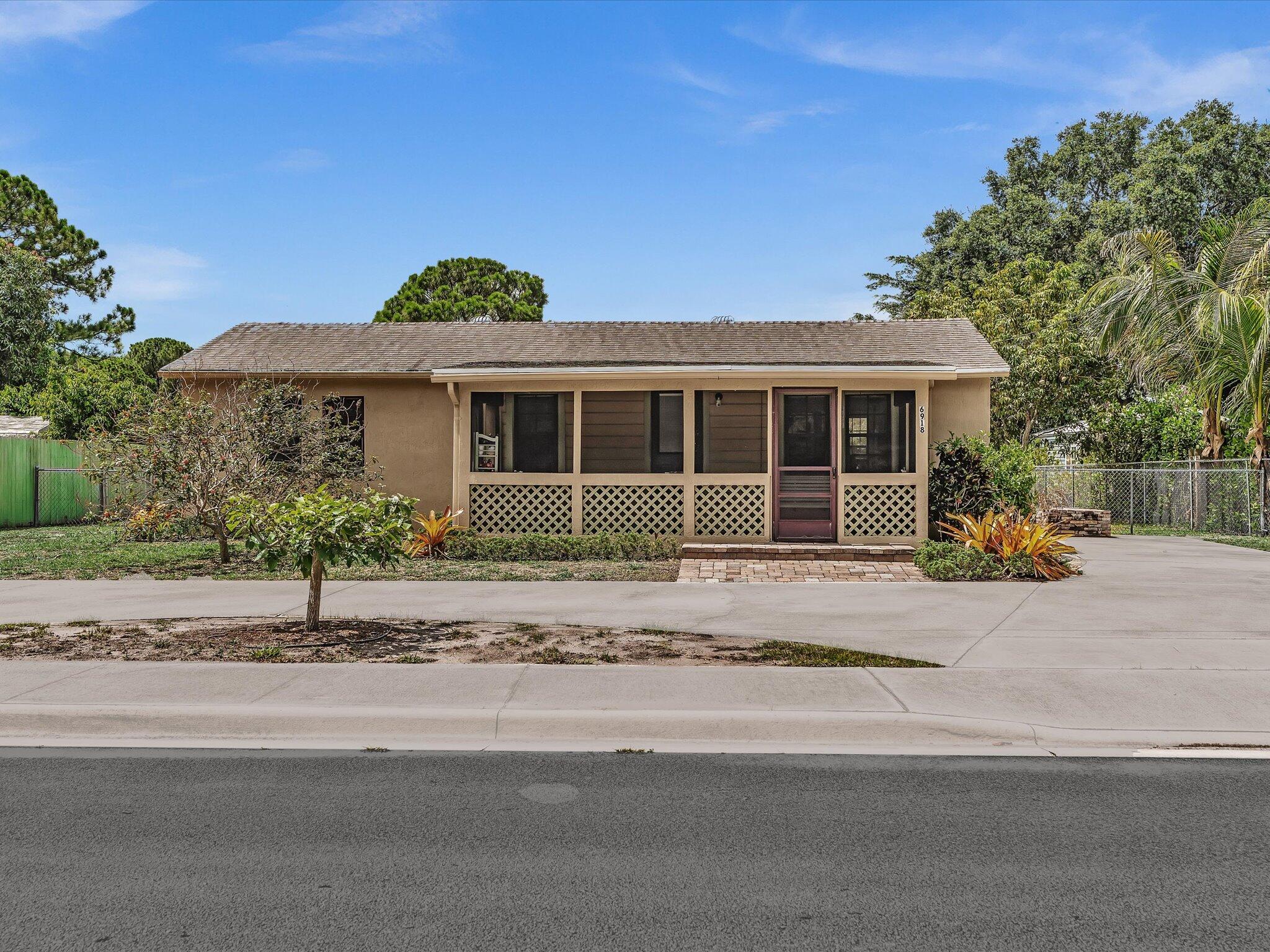 6918 173rd Street North Jupiter, FL 33458 - Photo 2 of 42 02-FPP00006
