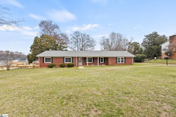 $289,000 | 411 Pelzer Highway, Easley, SC 29642