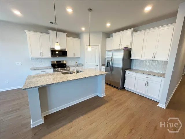 $2,800 | 750 Sessile Oak Drive, Savannah, GA 31419