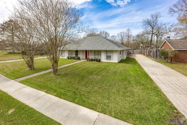 $2,000 | 5324 Antioch Boulevard, St. George, LA 70817