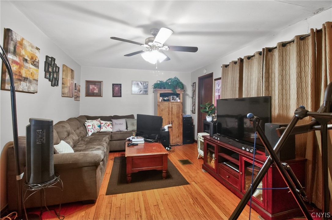 613 Spring Street Utica, NY 13502 - Photo 11 of 16