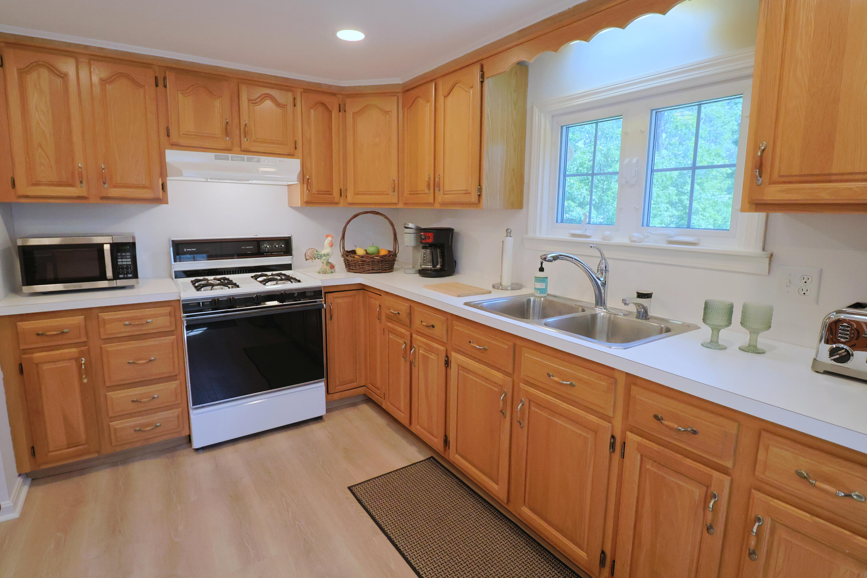 25 Skerry Road South Dennis, MA 02660 - Photo 7 of 22 IMG_0176