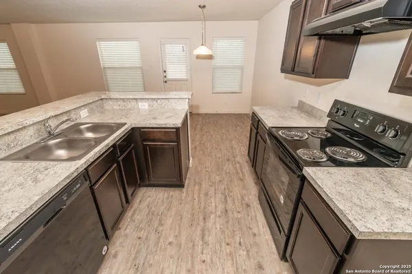 $1,540 | 8319 Tesoro Hills, San Antonio, TX 78242